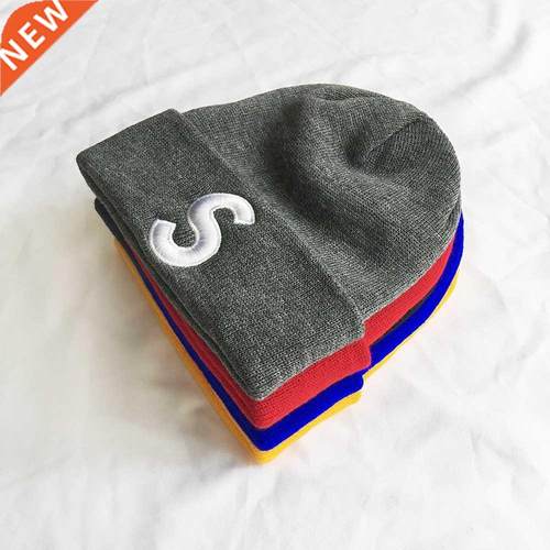 Koren Embroidery Letters S Knitted Cps utumn Winter Brnd