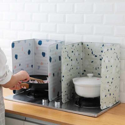Household Anti-Splash Oil Baffle Kitchen Gas Stove Oil