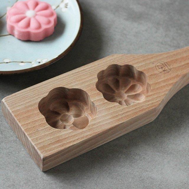 Carved Round Wooden Mould 3D Flower Pattern Eco-Environmenta
