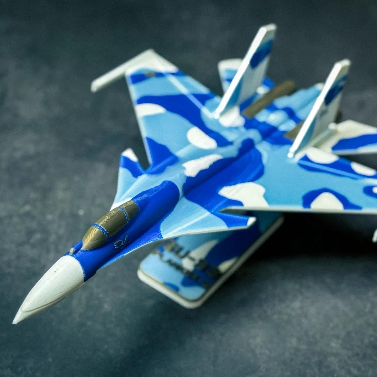 苏33超级侧位舰载战斗机