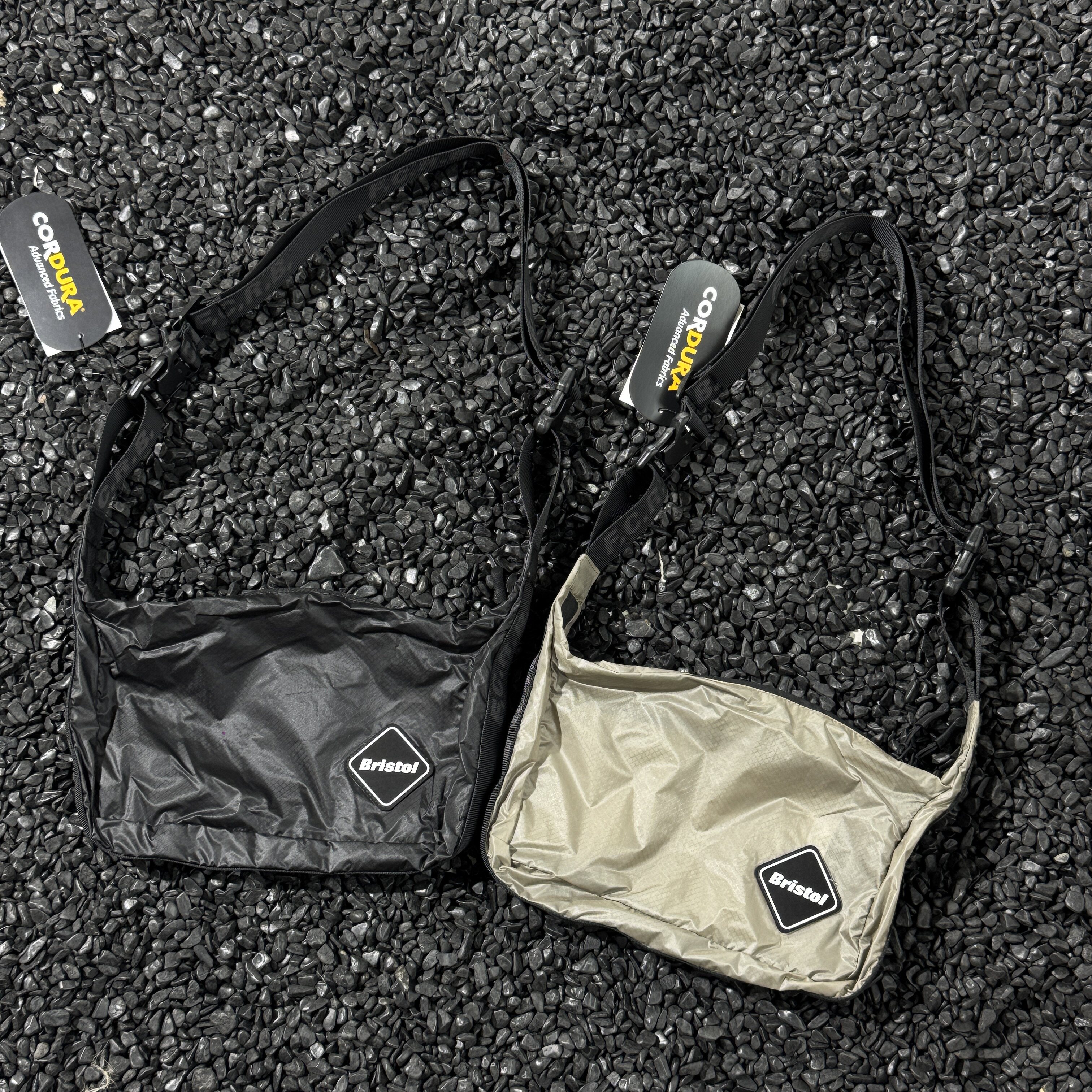 日单 好东西 FCRB SHOULDER BAG户外轻量防撕裂尼龙斜挎单肩包2L