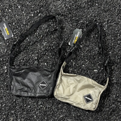 日单 好东西 FCRB SHOULDER BAG户外轻量防撕裂尼龙斜挎单肩包2L