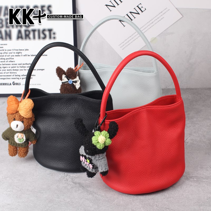 新款头层牛皮水桶包女高级感腋下单肩手提包荔枝纹软皮小包包真皮