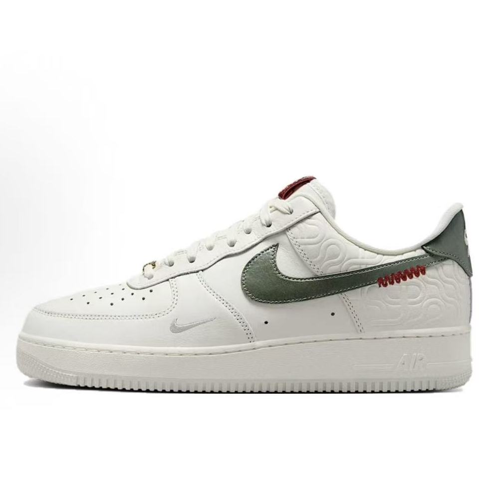 Nike耐克空军一号蛇年低帮板鞋