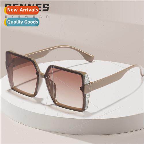 2024 new Korean large square frame show face small sunglasse