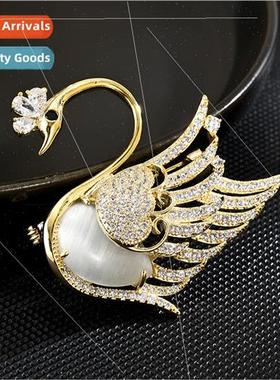 Swan brooch high-grade female new simple fashion pins niche