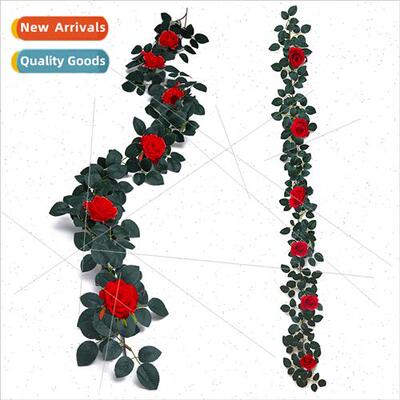 New American retro red rose rattan outdoor patio landscaping