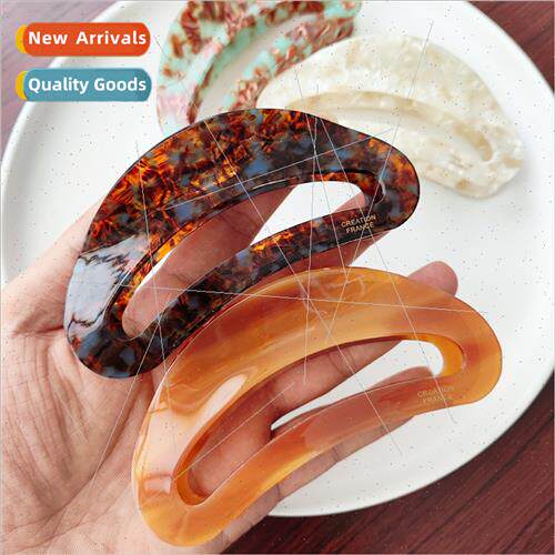 Premium sense French acetic acid grasp clip simple arc shark