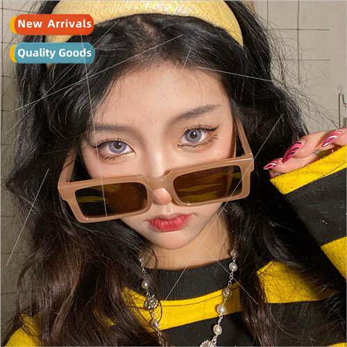 new box ins Europe sunglasses female fashion metal hinge set