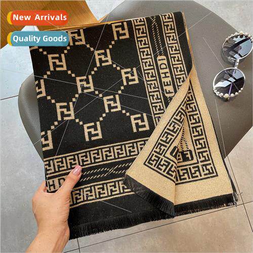 Europe Uned States wind scarf female autumn winter new lette