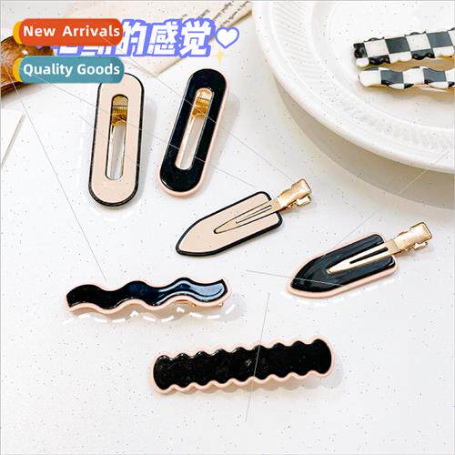 Koreasimple retro hairpin black whe color collision side cli