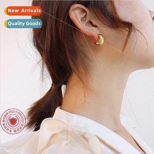 French cold wind retro fashion OL cross earrings women taniu
