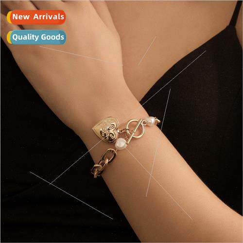 Europe new pearl metal chain simple love can open photo box