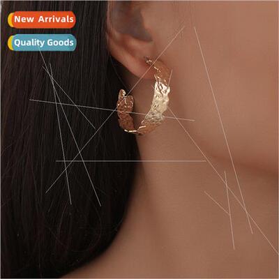 mple nd irregular metal hammered texture C-shaped earrings f