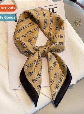 2022 Spring Autumn new fashion small square scarf female sil