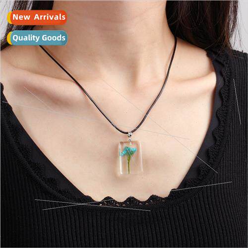 Europe new jewelry creative handmade resin dried flower pend