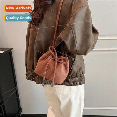 mple senior sense texture nd hundred bucket bag nd small bag