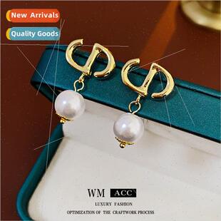 metal letters fall needle Korea hollow earrings lver pearl