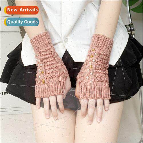 Fall winter outdoor warm office typing Korean fashion bamboo