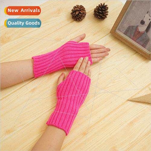 Short fluorescent flat needle arm sleeve fall winter riding