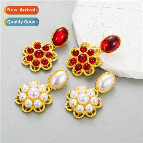 Europe fashion retro alloy pearl resin flower earrings femal