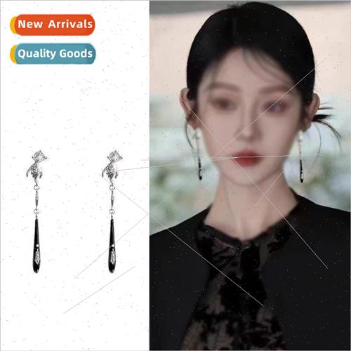 Cloud feather new Chinese earrings niche ancient tassel earr