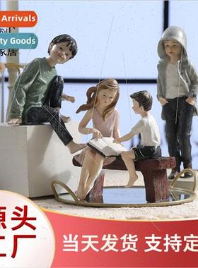 Children gifts resin ornaments character sculpture bookcase