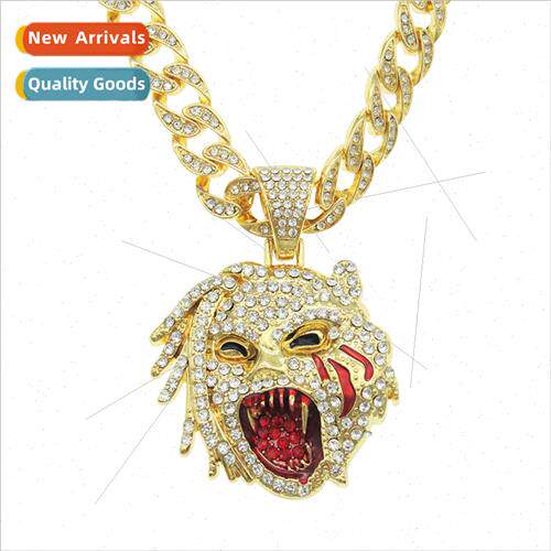 Europe hip-hop rap domineering men diamond encrusted leopard