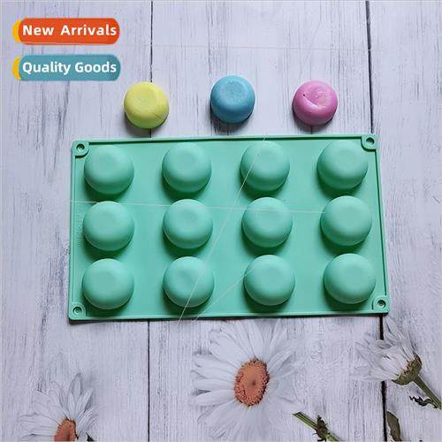 12 flat bottomed semi-circular 131 chocolate silicone mold d