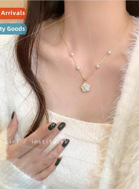 Pearl Camellia Necklace Women che 2023 New Lockbone Chain