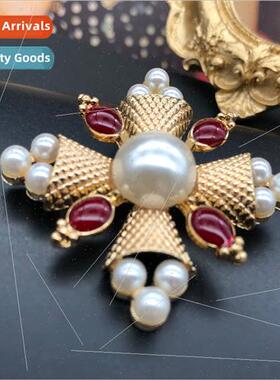 Europa Court Vintage Alloy Pearl Metal Brooch Decoration Jew