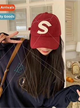 Hat female Korean  of the ins niche S letters embroidery sof