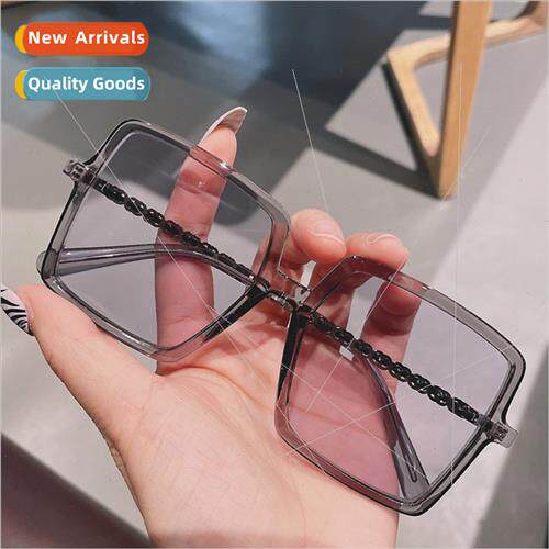 2022 female fashion new large frame sunglasses black nd squa