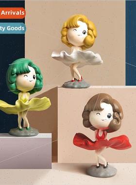 Europe simulation creative Monroe cute cartoon  desktop deco