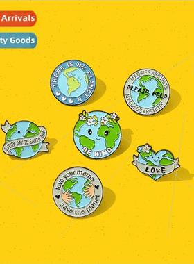 Caring 适用 the Earth Brooch Green Round Eco Metal Badge Wea