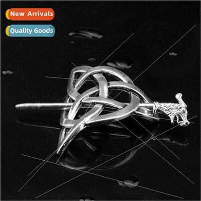 Scandinavian pirates Vikings Celtic knot dragon head retro h