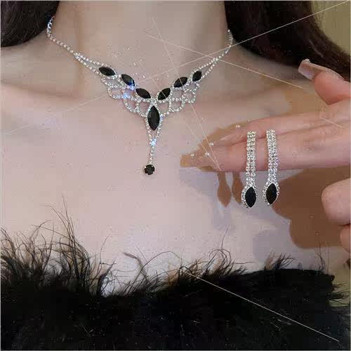 Diamond hollowed water drop tassel necklace fashion collarbo