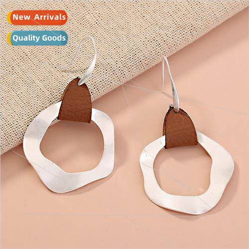 Europe big fashion brown leather ear hooks accessories retro