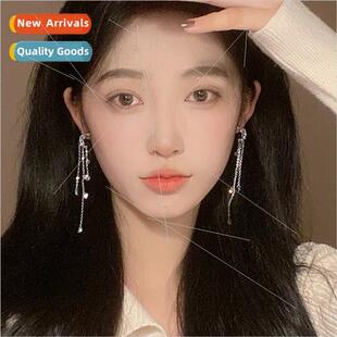 2023 Ambient Sense Glter Diamond Moon Tassel Long Earrings D