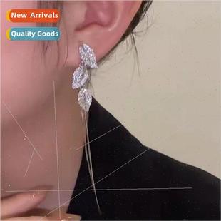diamond leaves tassel needle earrings wear two lver long