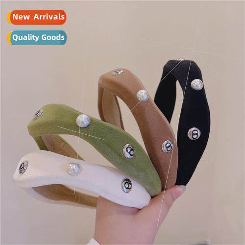 Fall winter designer  small waist pearl French retro sponge