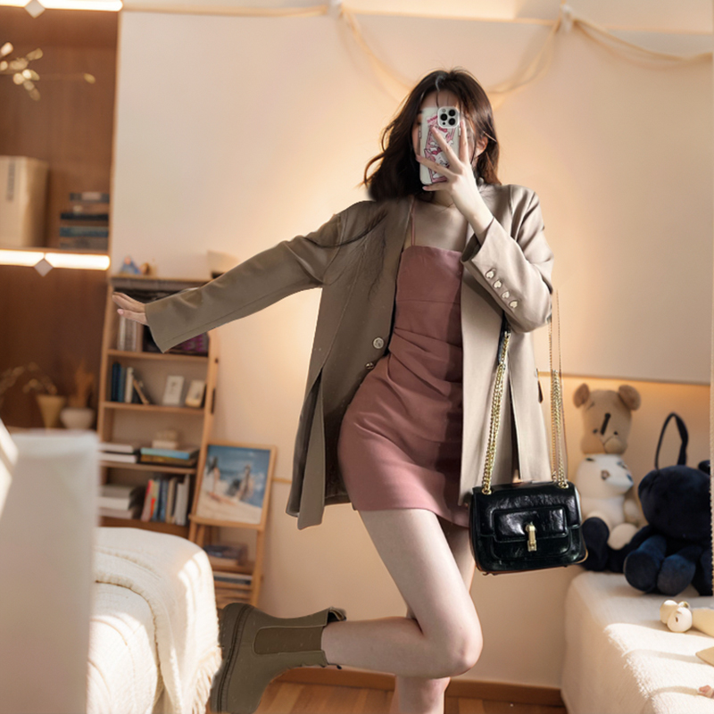 灰色/驼色v领长袖西装女通勤宽松中长款高级外套春秋休闲时尚西服