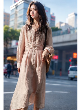 春装法式复古温柔风显瘦气质连衣裙女绿色长裙子小个子