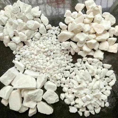 厂家供应白色石子 白色砾石园林造景枯山水石子 白色水磨石子