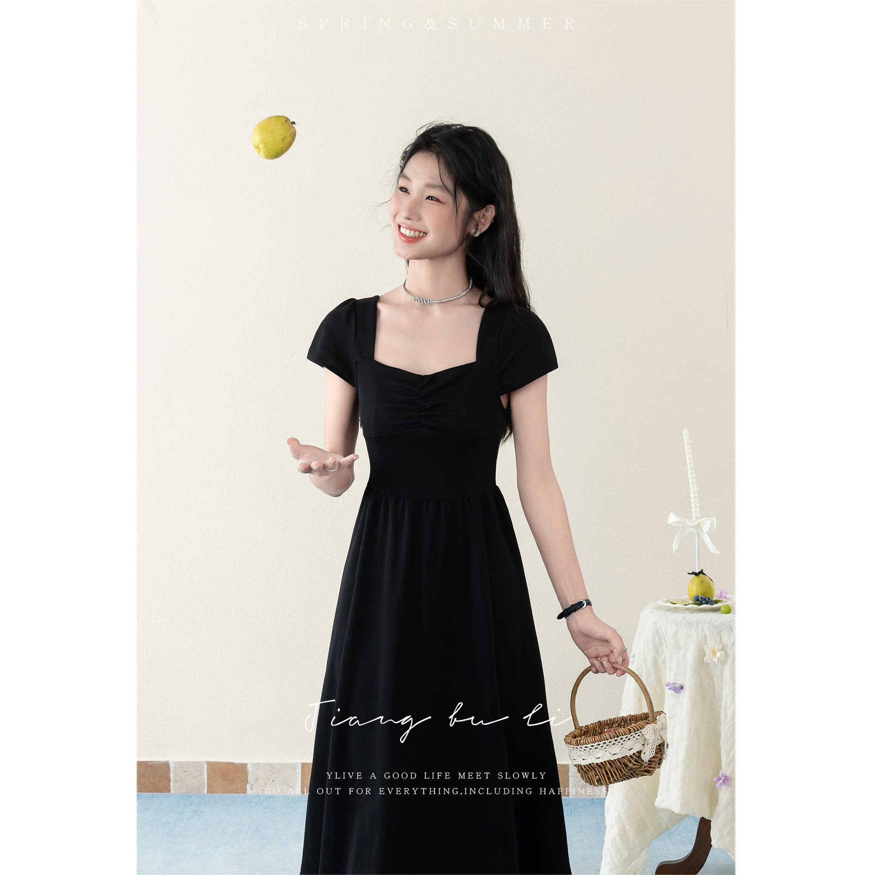 江不离【墨笔生花】法式方领连衣裙女2024夏季新款显示气质连衣裙
