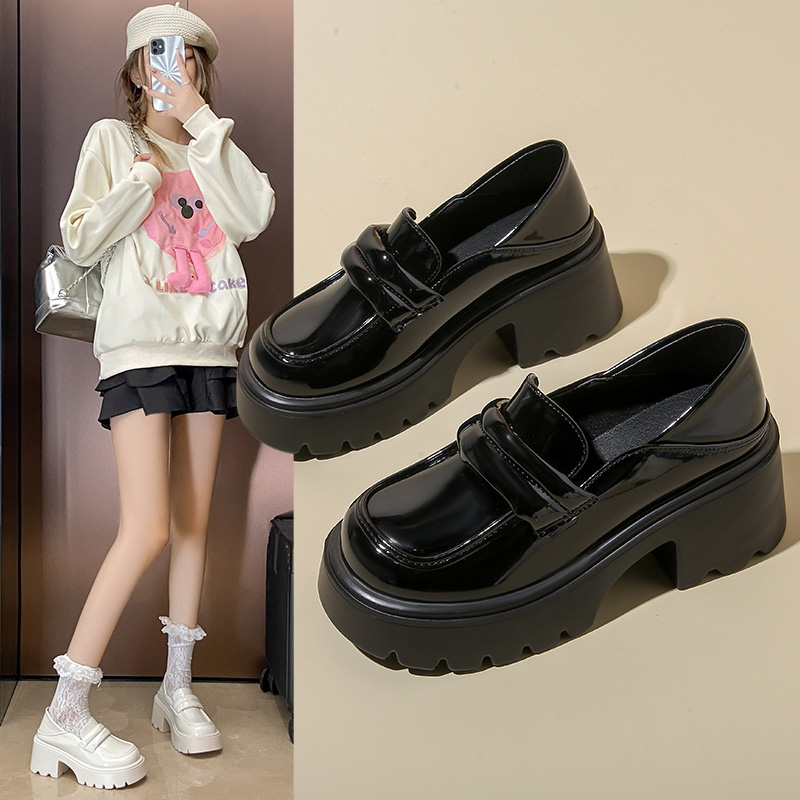 真皮厚底乐福鞋女配裙子