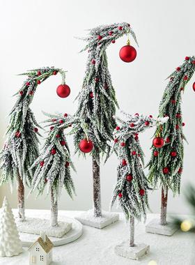 NUCHI跨境圣诞节装饰迷你落雪歪脖子圣诞树圣诞家居装饰桌面摆件