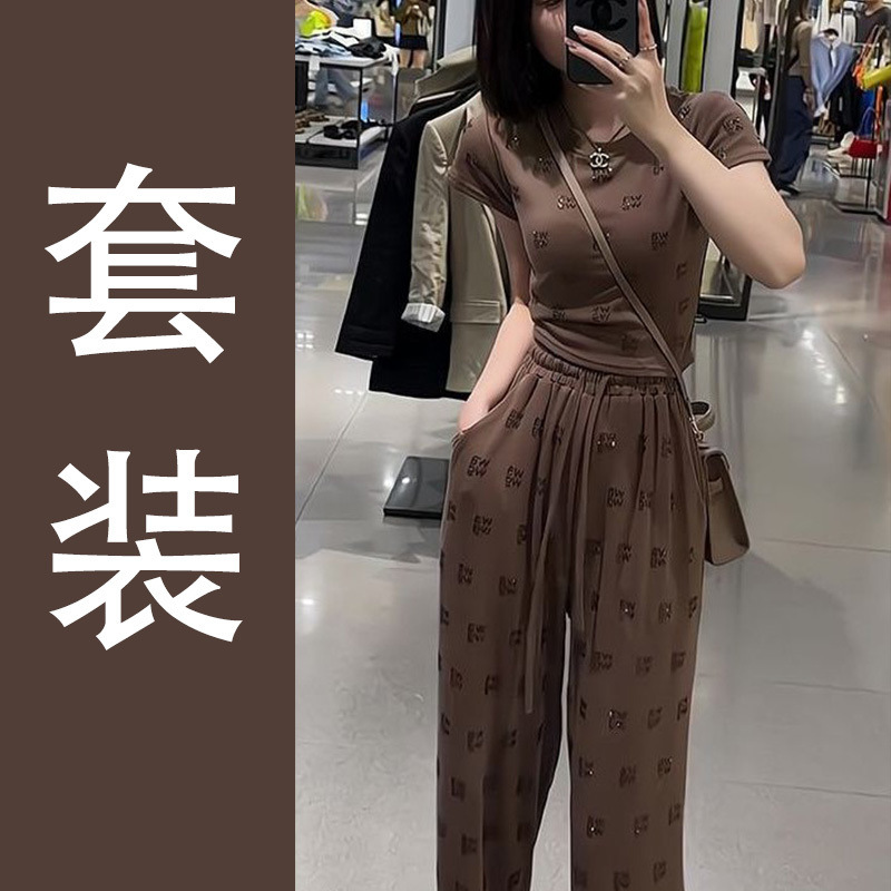 网红气质烫钻短袖T恤套装