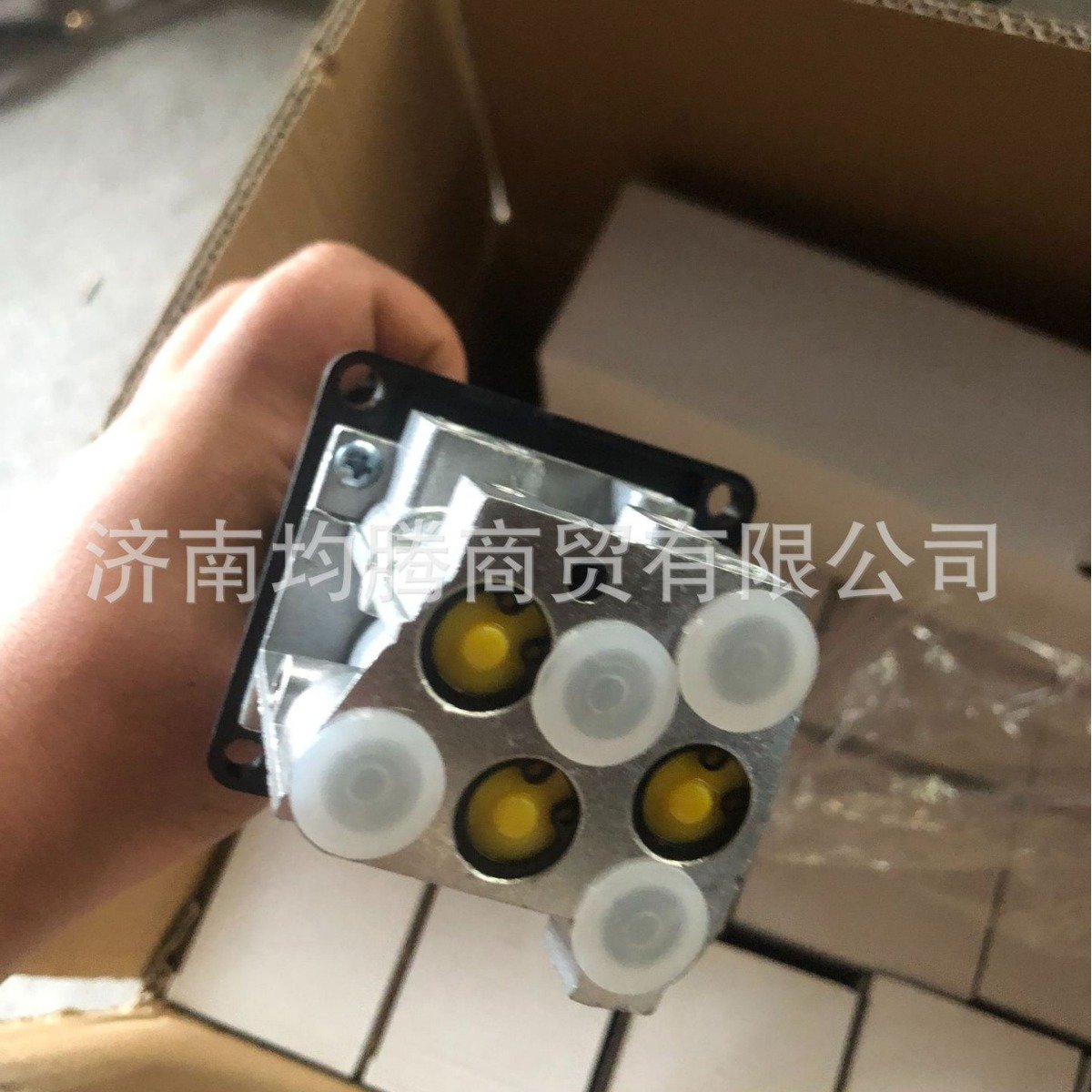 14750652H4孔A塑料大把四孔阀带不带字看清楚下单哦举升控制阀
