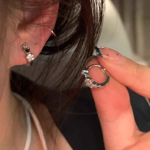 S925银针星星锆石耳扣女小众设计高级感气质轻奢网红耳圈耳饰